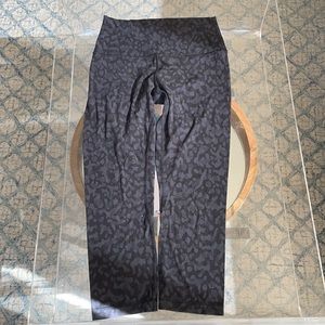 Lululemon 21” align legging